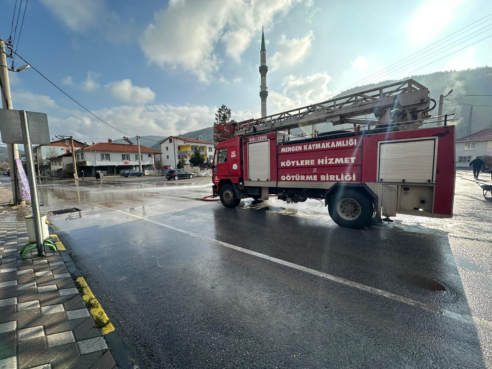 Beldemiz Yollarını Halkımız İçin Temizlemeye Devam Ediyoruz